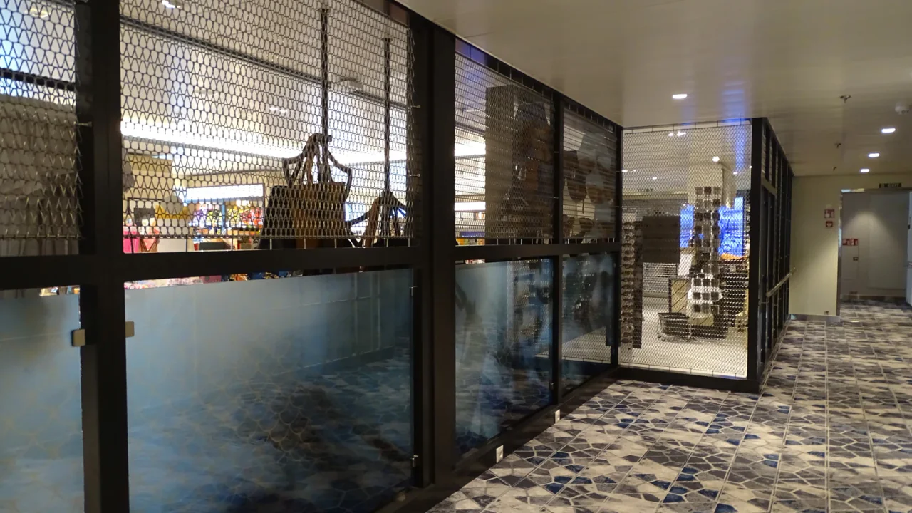 Wasaline shop aboard Aurora Botnia